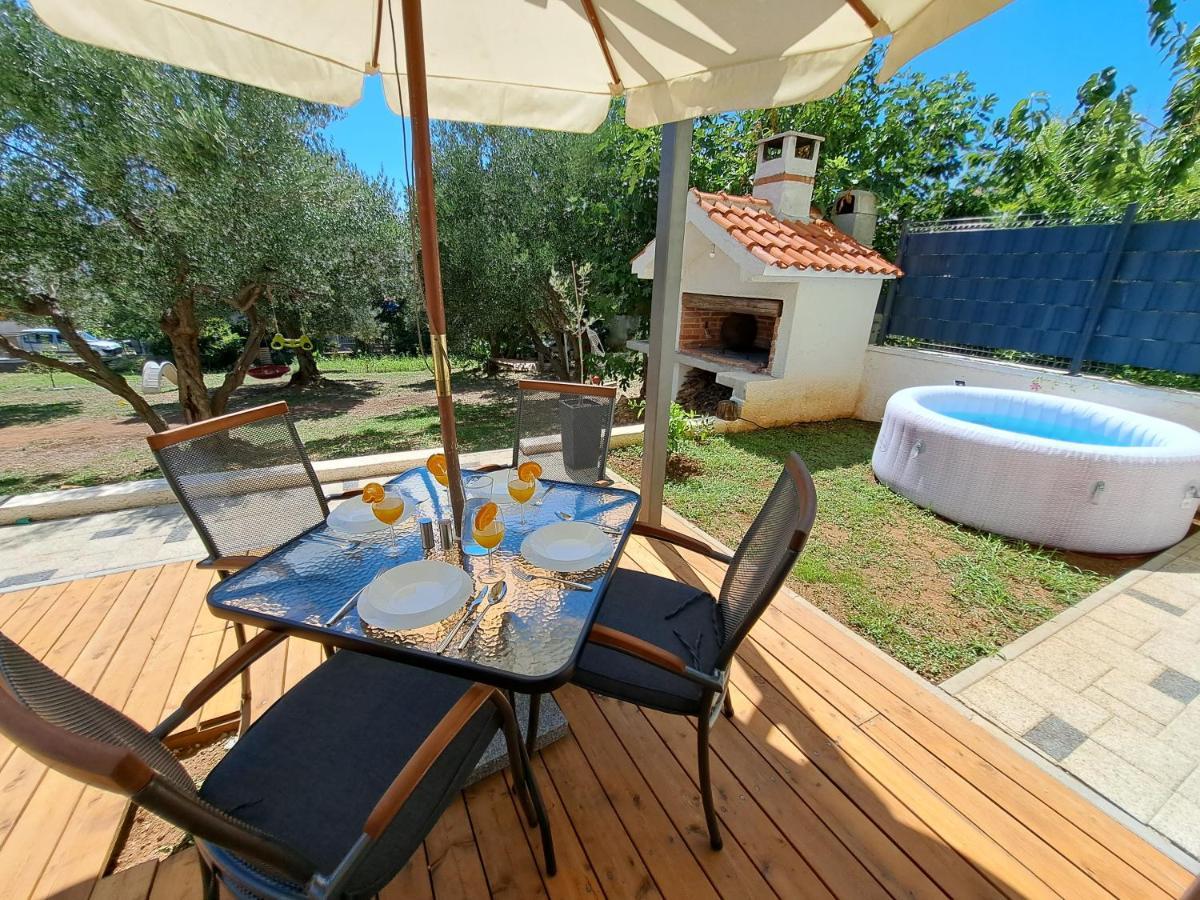Jalumi Apartment Zadar Exterior photo